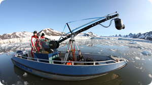 cineflex_boat_1